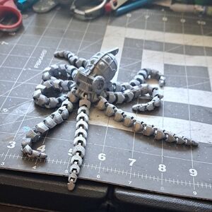 Artisan Mechanical Octopus Decor - Silver